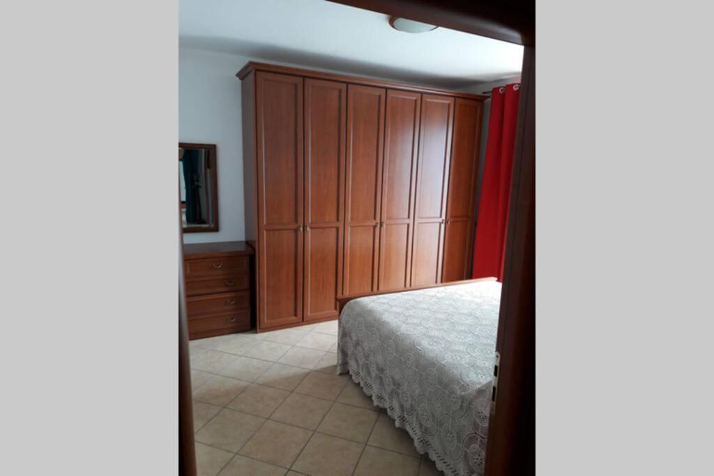 Appartamento Sul Lago D'Iseo Tavernola Bergamasca Exterior foto